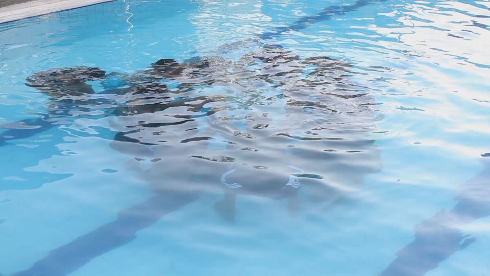 Swimming Club